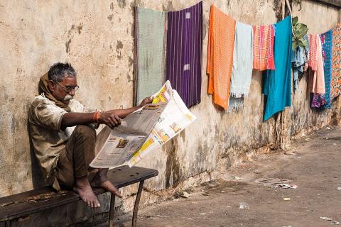 He is reading a newspaper.. The Thai for "He is reading a newspaper." is "เขากำลังอ่านหนังสือพิมพ์". He is reading a newspaper.. The Thai for "He is reading a newspaper." is "เขากำลังอ่านหนังสือพิมพ์".