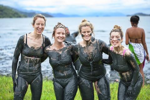 Girls covered in mud. The Thai for "girls covered in mud" is "สาวๆตัวเปื้อนโคลน". Girls covered in mud. The Thai for "girls covered in mud" is "สาวๆตัวเปื้อนโคลน".