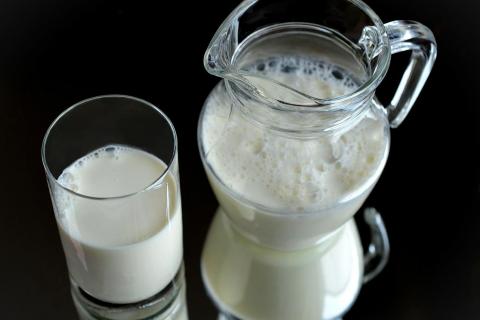 Milk. The Ukrainian for "milk" is "молоко". Milk. The Ukrainian for "milk" is "молоко".