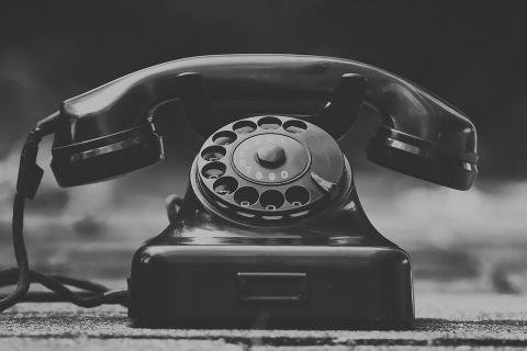 Telephone. The Ukrainian for "telephone" is "телефон". Telephone. The Ukrainian for "telephone" is "телефон".